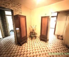 Apartament 3 CAM spațios, decomandat | Etaj 2 | Str. Arcului Slatina