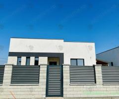 Casă Individuală - Parter - 4 Camere - 2 Băi - Teren 400 mp - Berceni