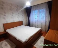 Proprietar - Inchiriez apartament 3 camere, etaj 4, 60mp, decomandat, Timisoara, Calea Martirilor).
