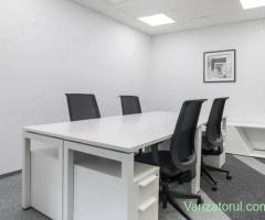Spațiu de birou privat pentru 5 persoane în Regus Central Business Plaza Tower 3