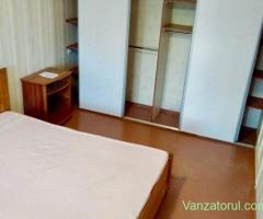 De inchiriat garsoniera in zona Umt