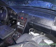 Dezmembrez Mercedes c180.