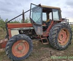 tractor International 1055, 4x4