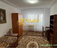 Apartament 3 camere Centru