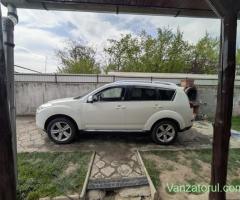 Vând Peugeot 4007
