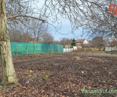 Teren intravilan de vanzare 1437 mp cu front de 15 ml in zona Ronat