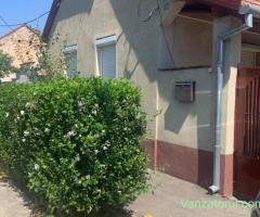 Vand casa Arad -5 minute de centru;la pret de teren,sau apartament, 0 comision, anunt proprietar