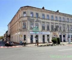 Vand spatiu comercial in Reghin ultracentral cu suprafata utila 1863 mp