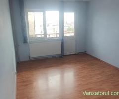 Vand apartament 2 camere decomandat in Ploiesti Vest Marasesti Bahluiului