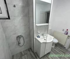 vand apartament 2 camere cofort 1 zona traianvuia.vizavi de scola 15