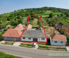 Casă în Valea Viilor – proprietate spațioasă cu teren de 1400 mp