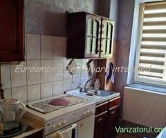 Apartament 3 camere de vanzare zona Abator