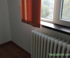 Vând apartament