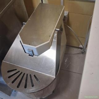 Aparatura patiserie (Cuptor covrigi, Masa de lucru m, Malaxor, Cuptor patiserie, Dospitor)