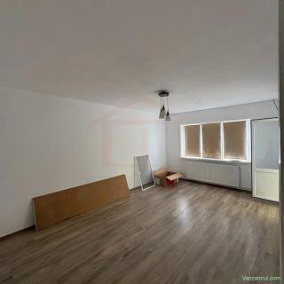 DE ÎNCHIRIAT – 2 CAMERE DECOMANDATE ÎN IC FRIMU
