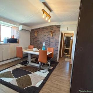 Apartament 3 Camere Decomandat | Zona Soarelui