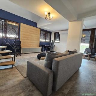 Apartament pe 2 niveluri. Bloc nou. Disponibil imediat!