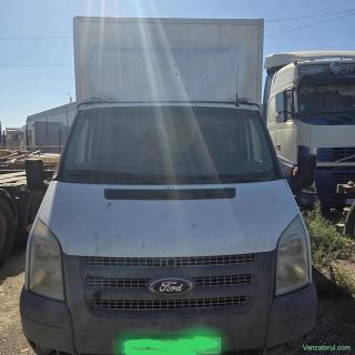 Vând ford transit an 2013