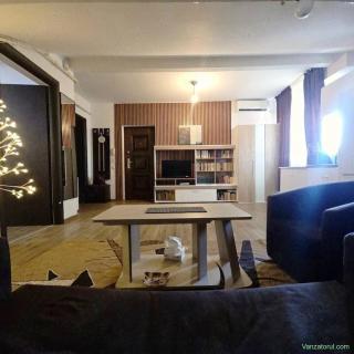 Apartament 2 Camere Studio Mansardă, Fundeni Dobroești