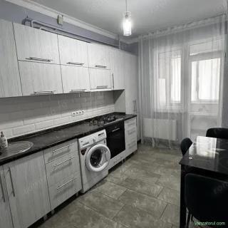 De inchiriat apartament cu o camera zona Complex Studentesc