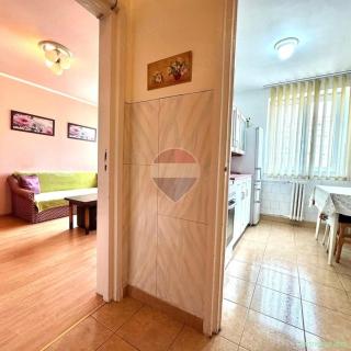 De Vânzare Apartament cu 2 cam, etaj 3, bloc cu lift, Parcul Magnoliei