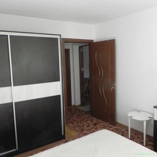 Apartament cu 2 camere de inchiriat (zona Giulesti - Crangasi)