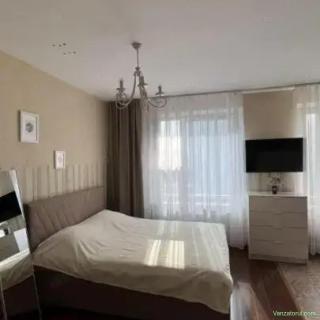 Garsonieră de închiriat în Baba Novac