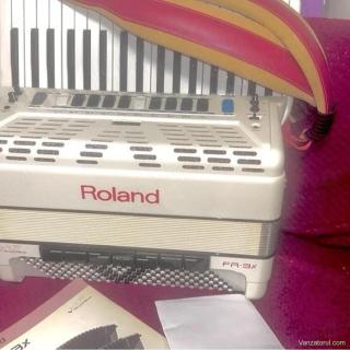 acordeon roland fr3 x ca nou