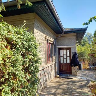 Povernei Bragadiru casa 55 mp, teren 1274 mp cu livada