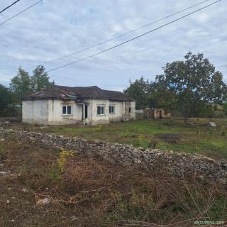 Casa demolabila sat Nuntasi comuna Istria se vinde in rate.rate