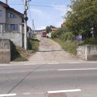 Teren intravilan, zona str. Voinicenilor din Târgu Mureș, 1022 mp. la 2 parcele cu PUZ pentru 2 case