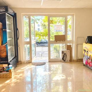 Spațiu comercial de închiriat – Zona Banat