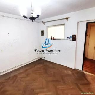 Apartament 4 camere semidecomandat, etaj 6, Maratei Piatra Neamt