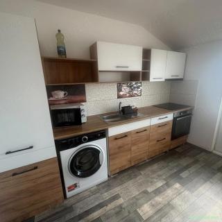 Inchiriez apartament 2 camere
