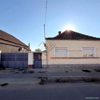 CASA PLAN PARTER | TEREN 990 MP | ACCES AUTO | ZONA TARIAN | BIHOR