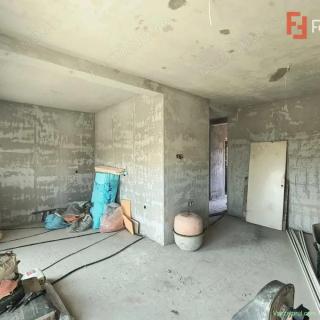 Triplex ultramodern cu 5 camere si 2 bai, in localitatea Timisoara