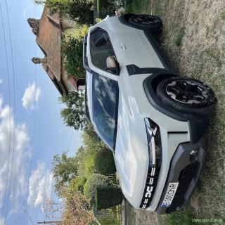 Duster lll varianta Extreme, 1.6 hybrid (4 pistoane), automat, in garantie