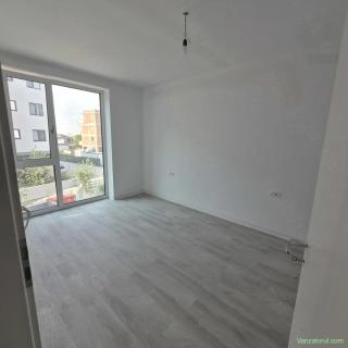 Proprietar , vând apartament bloc nou , 2 camere Mehala 57 m 108.000