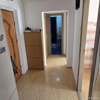 Vand apartament 2 camere