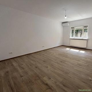 Apartament cu doua camere, decomandat, Soarelui. Proprietar