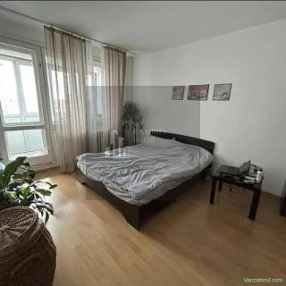Apartament 2 camere | 65 mp | 5 minute de metrou | Potențial excele