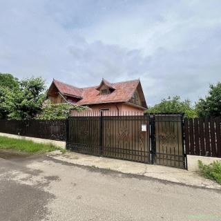 Casă 4 camere, renovată complet, toate utilitățile, teren 680 mp, zona Nicolae Titulescu