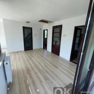 Casa 4 camere P+1E, zona 3 Insule