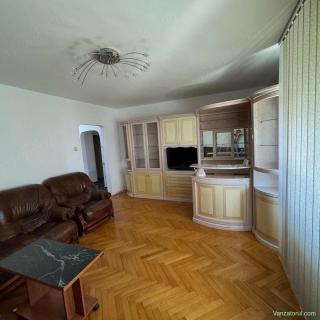 inchiriez apartament 3 camere Bd Constantin Brancoveanu nr 6