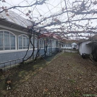 Casă / Vilă cu 4 camere de vânzare
