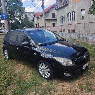 Hyundai i30 1.6 Benzină (122 CP) - An 2 km reali - Foarte îngrijită!