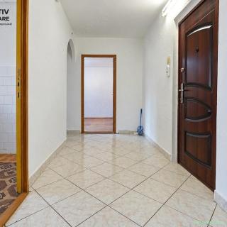 Apartament 2 camere decomandat, Mărăței, etaj 3