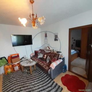 Apartament cu 2 camere, 52 mp, cu loc de parcare, zona DECEBAL