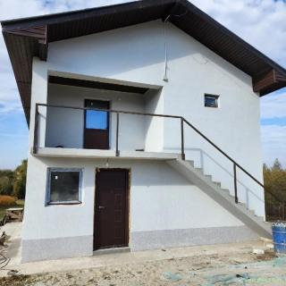 Vand Casa P+1 cu teren 2000 mp in Com Mosteni Jud Teleorman