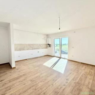 Apartament 1 camera et 1 - ideal pentru locuit sau investitie - Mosnita